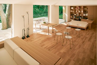 Prefabricated Yō no le home by Muji