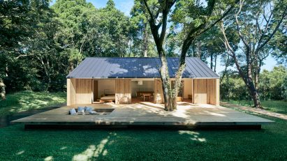 Prefabricated Yō no le home by Muji