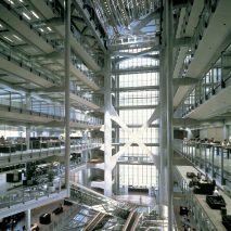 HSBC headquarters by Foster Associates