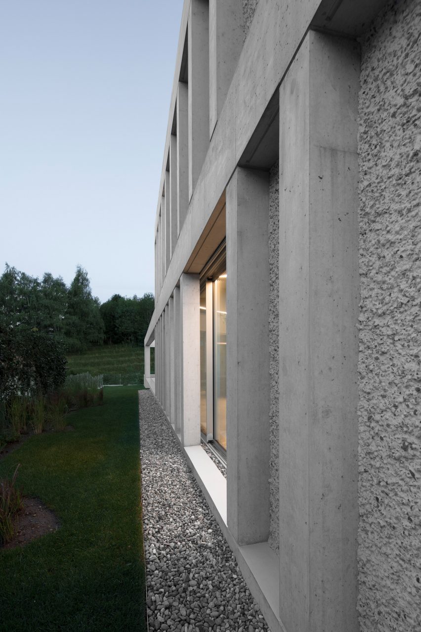 Concrete Villa Comano by DF-DC