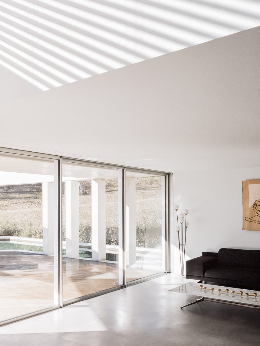 Concrete Villa Comano by DF-DC