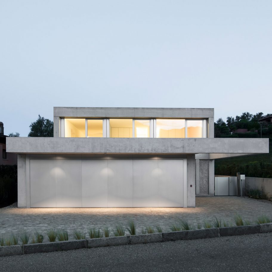 Concrete Villa Comano by DF-DC
