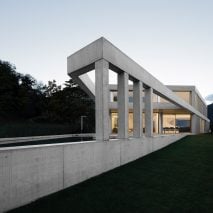 Concrete Villa Comano by DF-DC