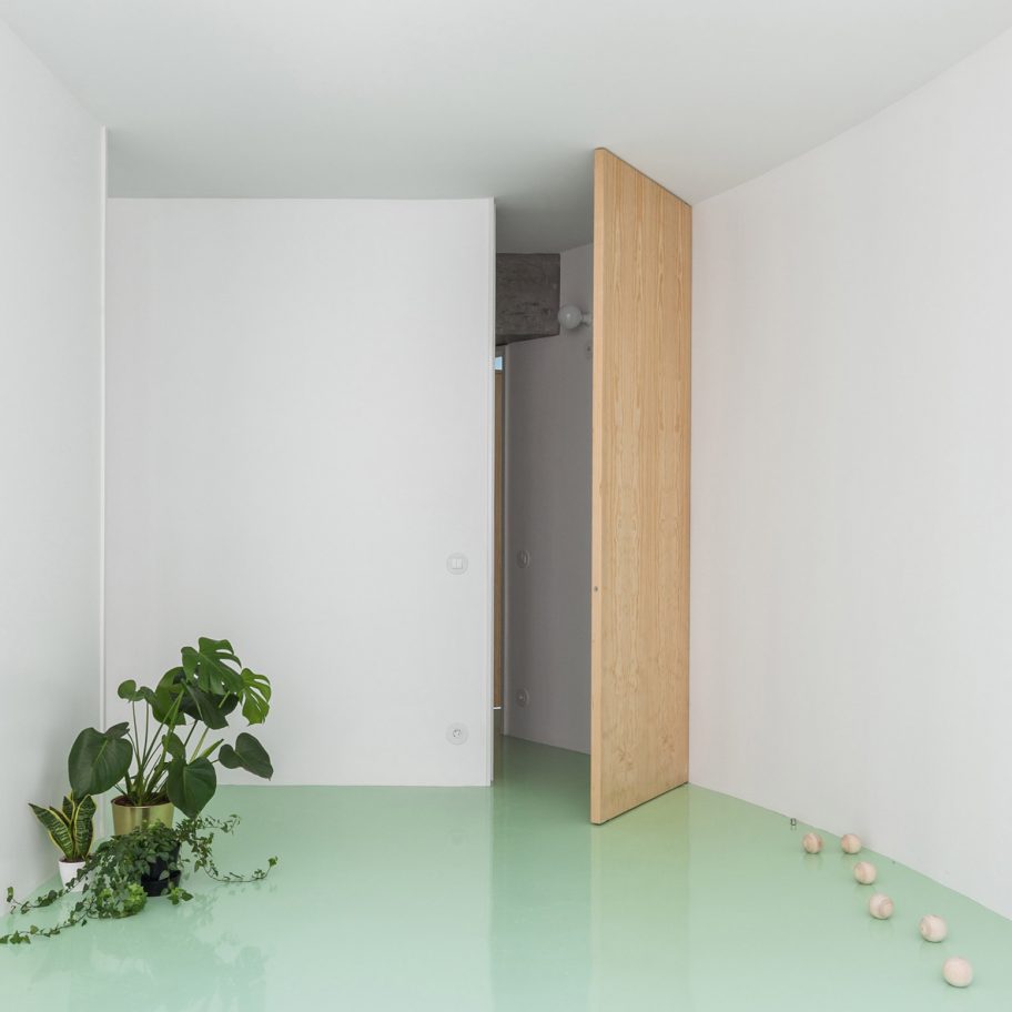 Apartment on a Mint Floor by Fala Atelier bedroom