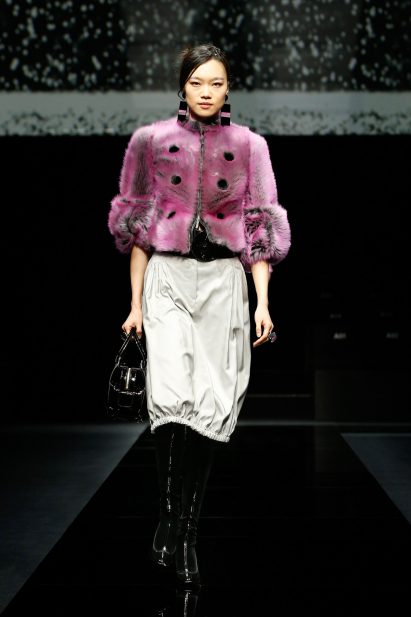 Giorgio Armani holds empty show amid Italian coronavirus outbreak