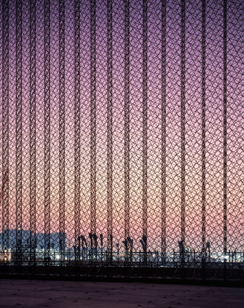Expo Entry Portals Dubai Expo 2020 by Asif Khan