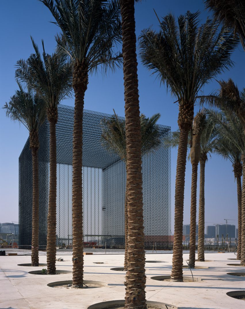 Expo Entry Portals Dubai Expo 2020 by Asif Khan
