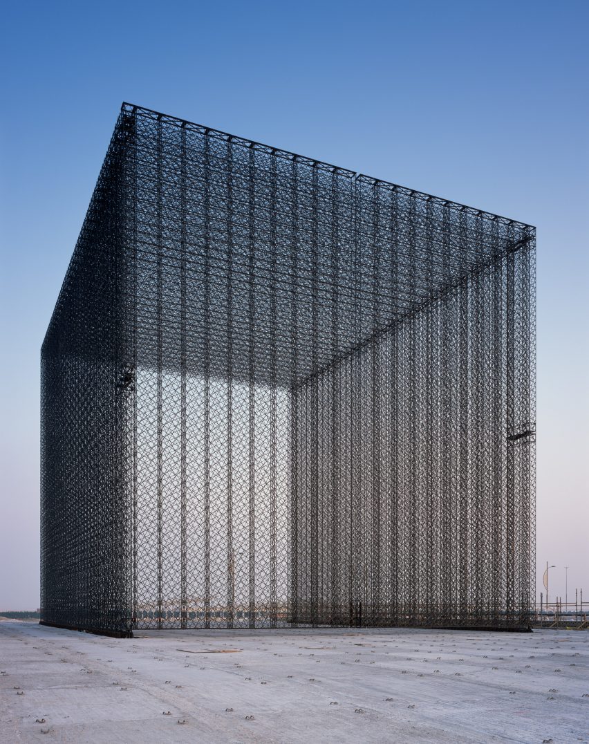 Expo Entry Portals Dubai Expo 2020 by Asif Khan