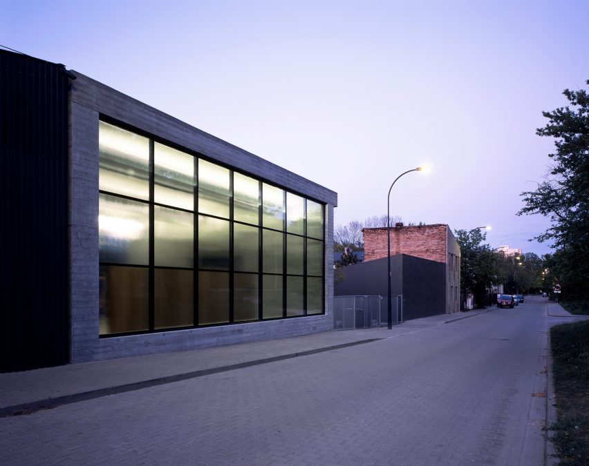 Atelier Monika Sosnowska by Architecture Club south elevation