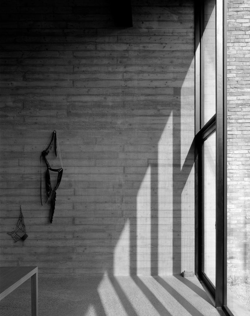 Atelier Monika Sosnowska by Architecture Club light and shadow