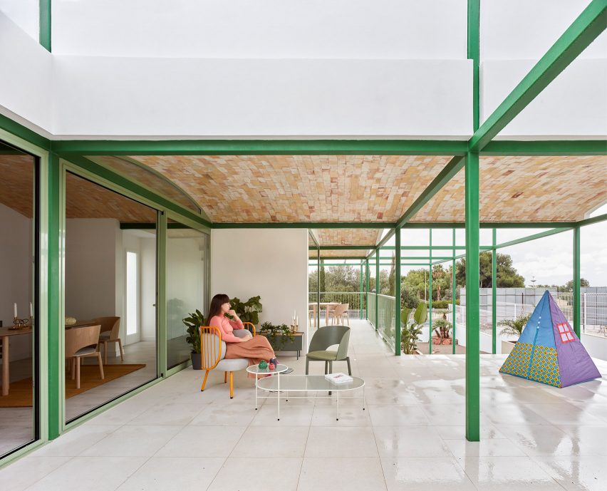 Brick Vault House by Space Popular in Spain