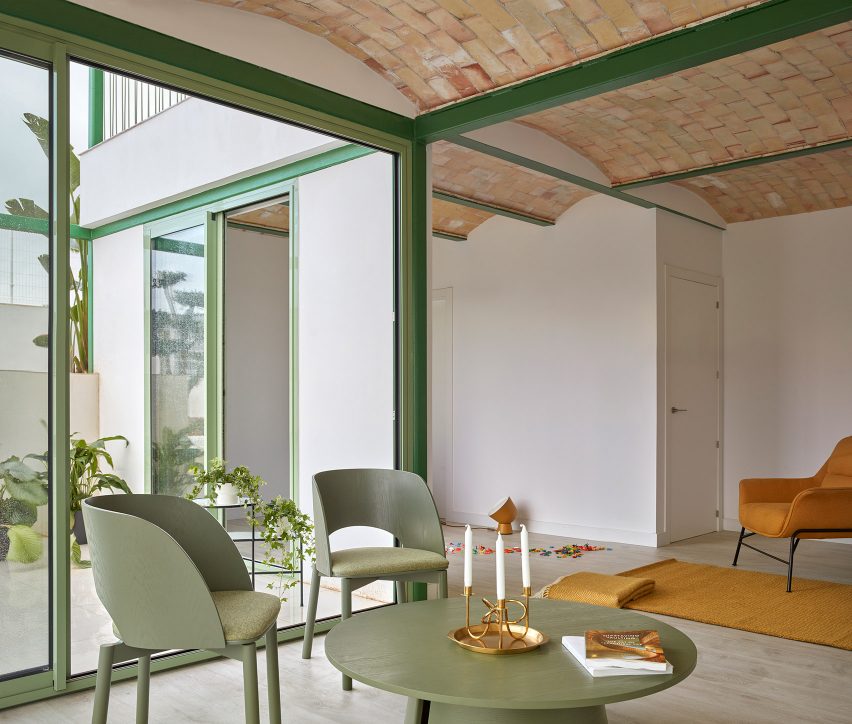 Brick Vault House by Space Popular in Spain