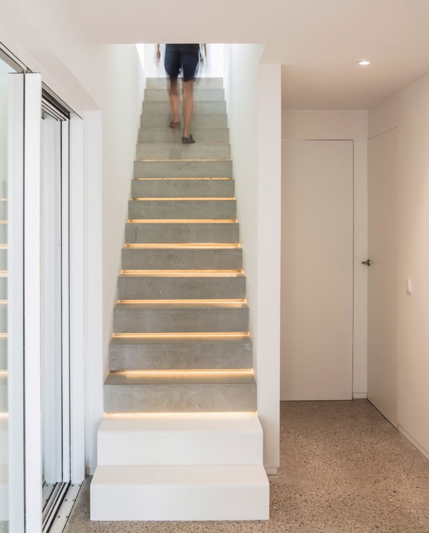 Bridge House by Nomo Studio