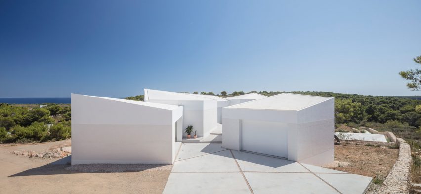 Bridge House by Nomo Studio