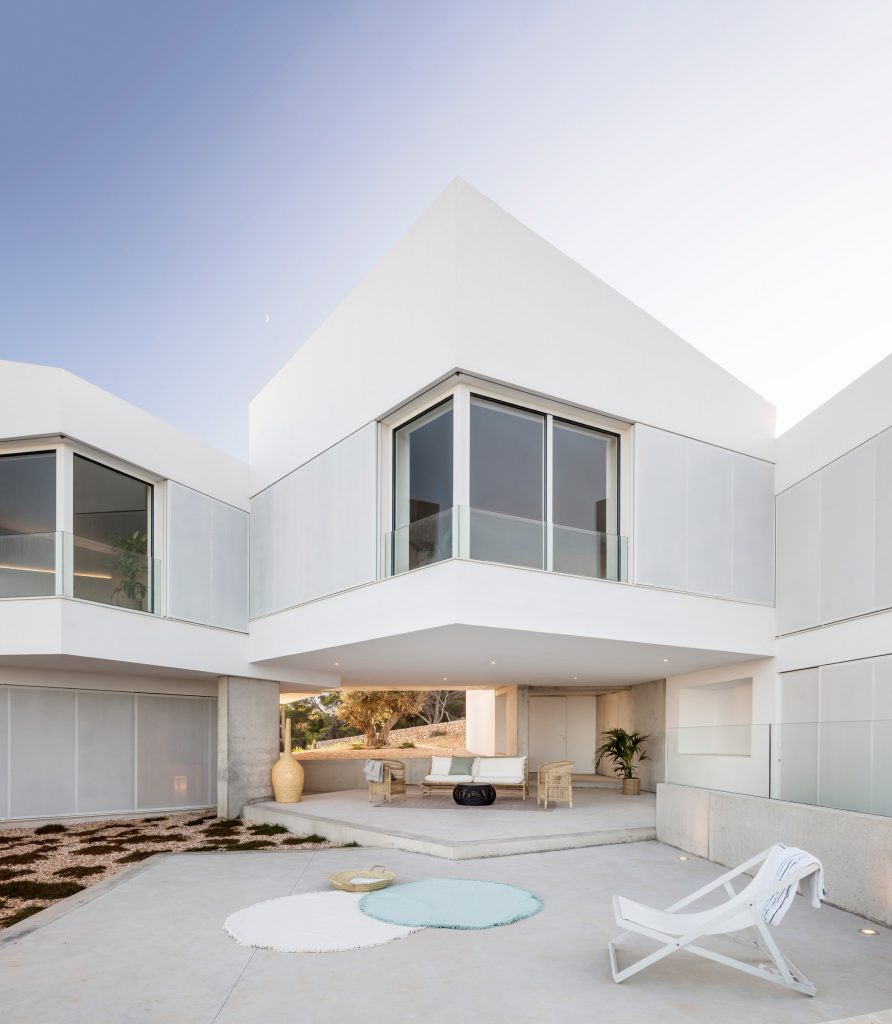Bridge House by Nomo Studio