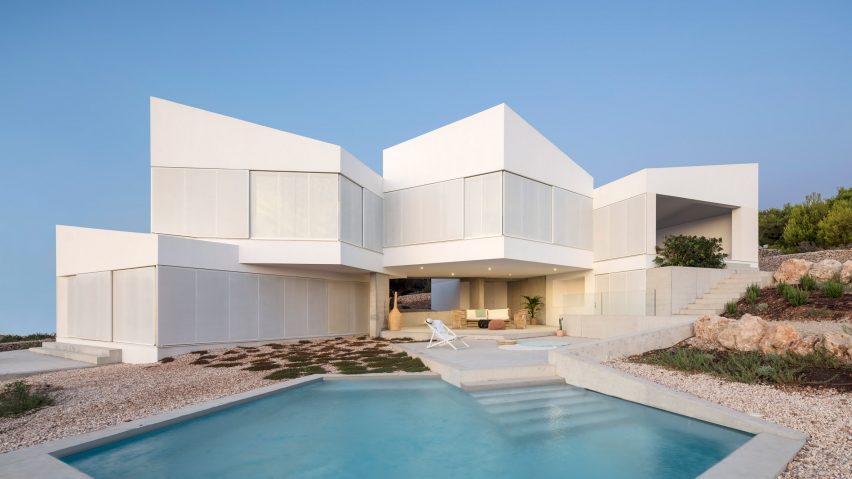 Bridge House by Nomo Studio