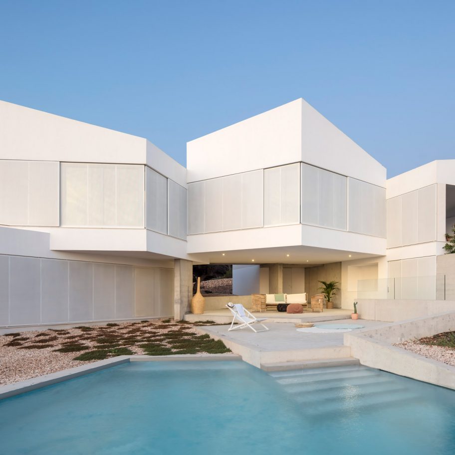 Bridge House by Nomo Studio