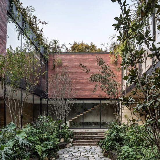 Casa Sierra Fría by Esrawe Studio