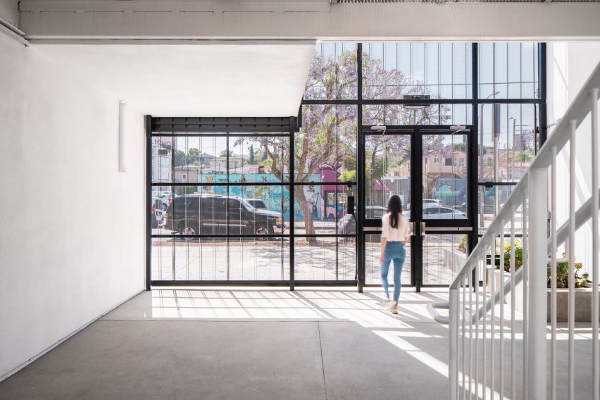 Dillon 617 by LOHA