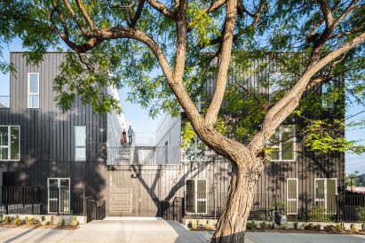 Dillon 617 by LOHA