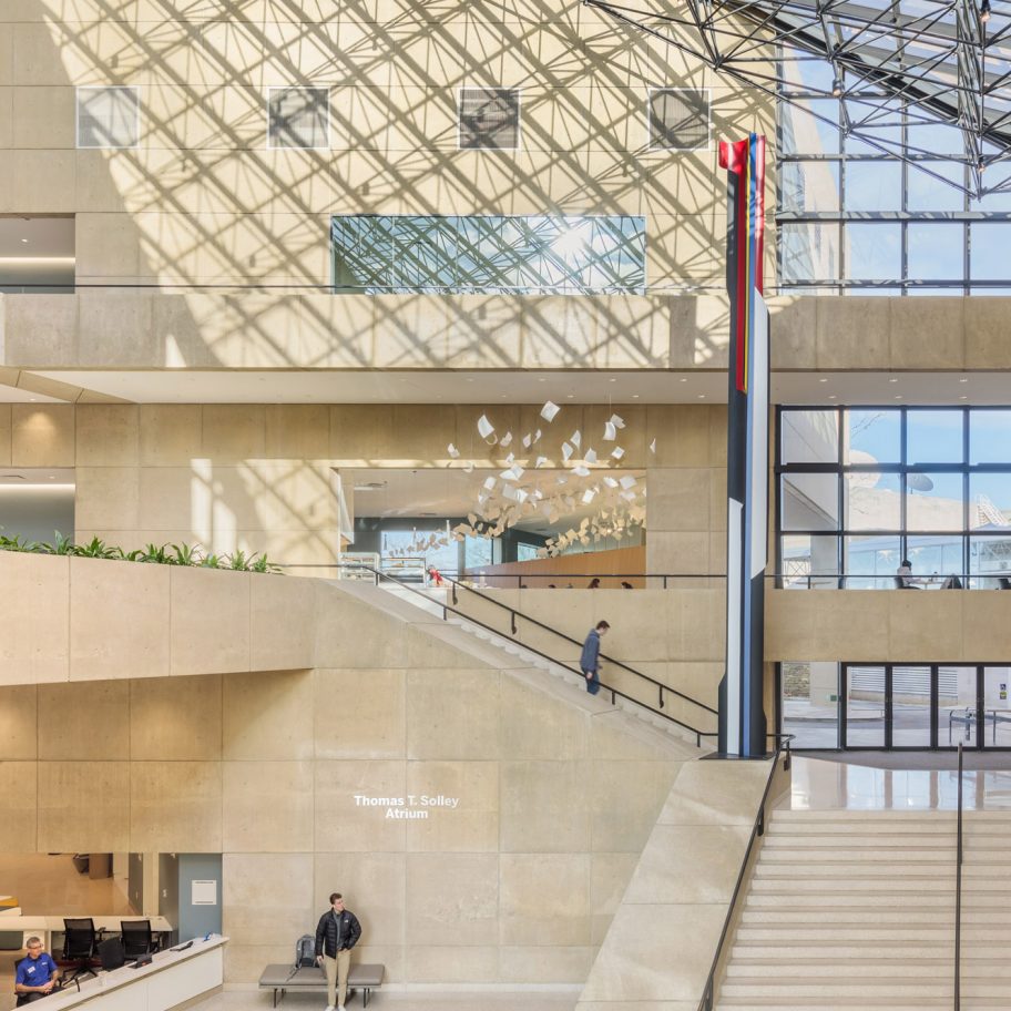 Eskenazi Museum Renovation bu Ennead Architects