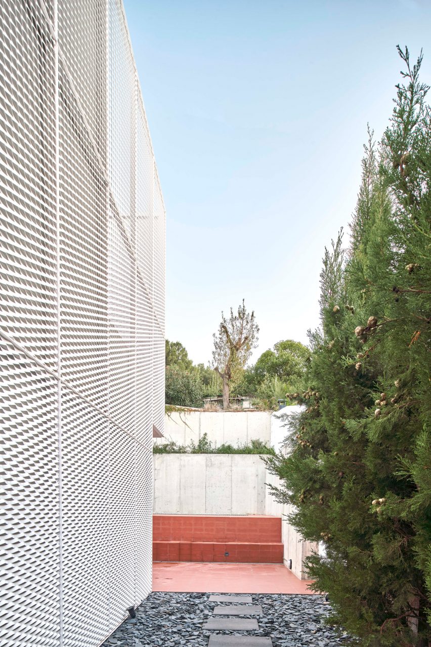 Family home by Bonba Studio