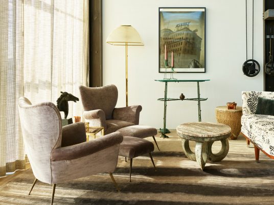 Hollywood Hills by Mutuus Studio