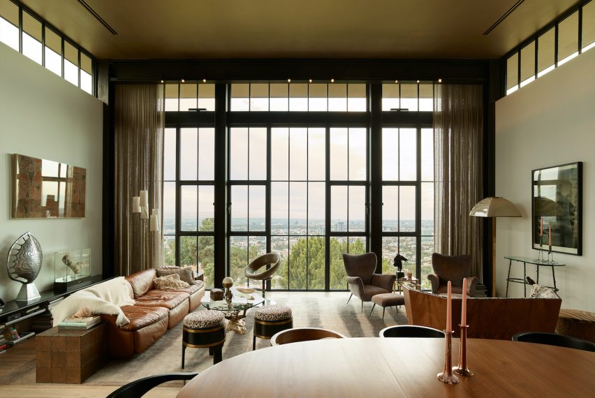 Hollywood Hills by Mutuus Studio