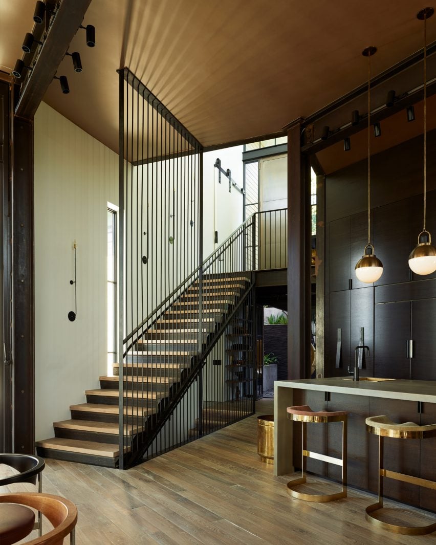 Hollywood Hills by Mutuus Studio