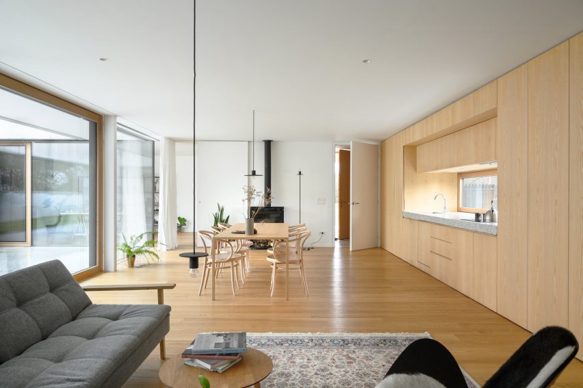 House for a ceramic designer by Arhitektura d.o.o.