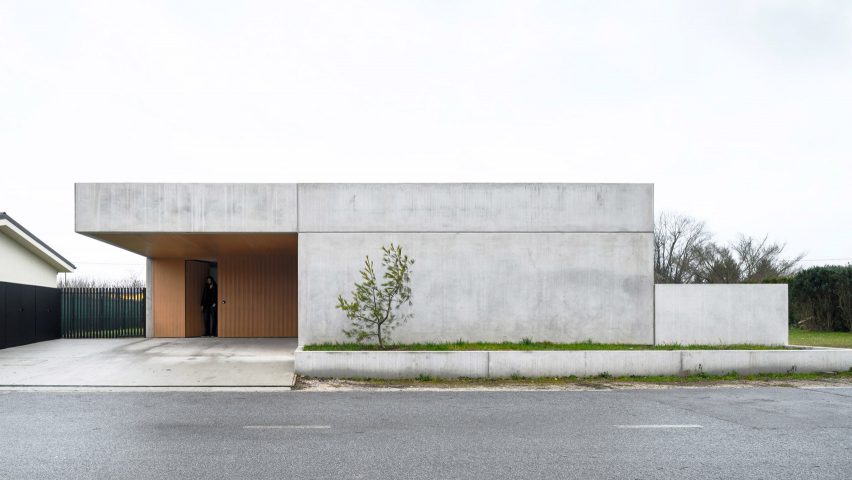 House for a ceramic designer by Arhitektura d.o.o.