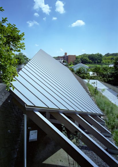 House in Gakuenmae by FujiwaraMuro Architects