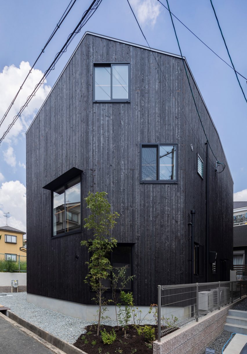 House in Takatsuki by Tato Architects exterior