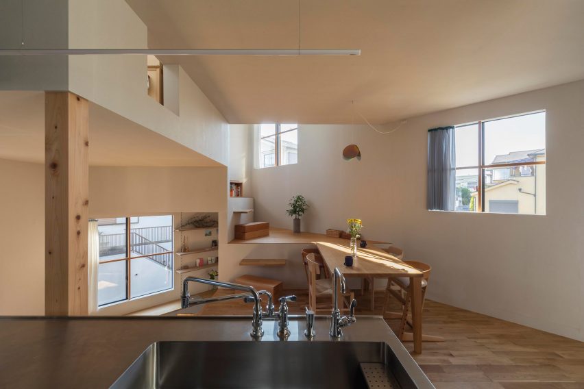 House in Takatsuki by Tato Architects kitchen