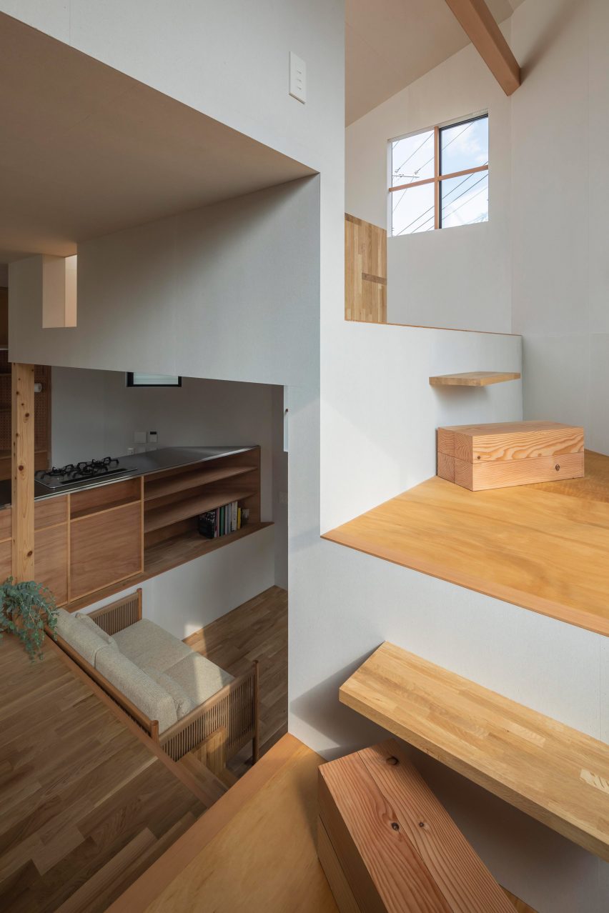 House in Takatsuki by Tato Architects steps