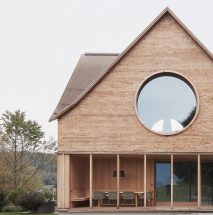 House with Three Eyes by Innauer-Matt Architekten gable