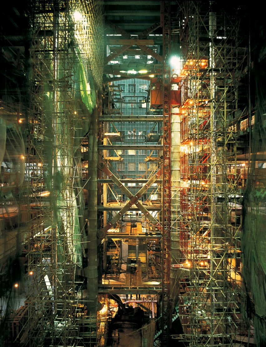 HSBC headquarters by Foster Associates