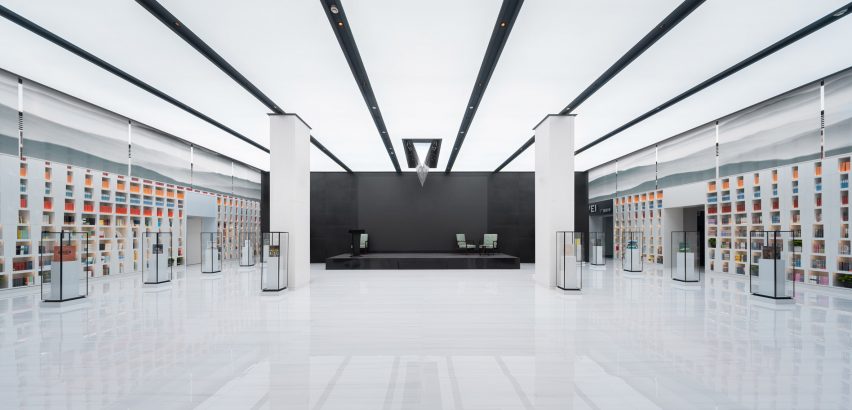 Hubei Foreign Language Bookstore by Wutopia Lab