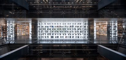 Hubei Foreign Language Bookstore by Wutopia Lab