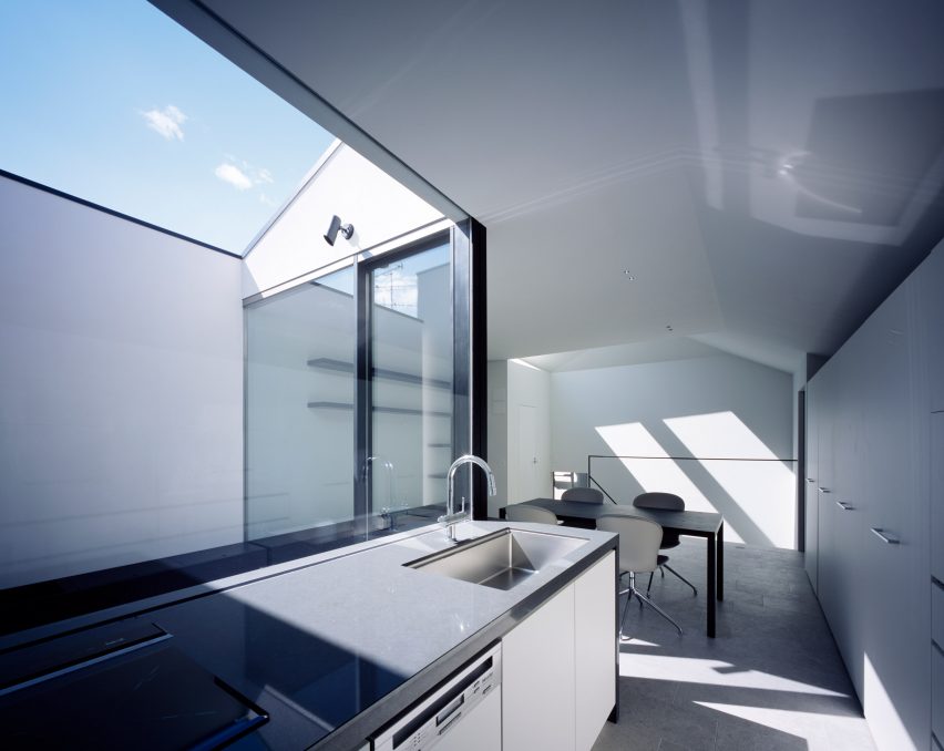 Jewel by Apollo Architects & Associates