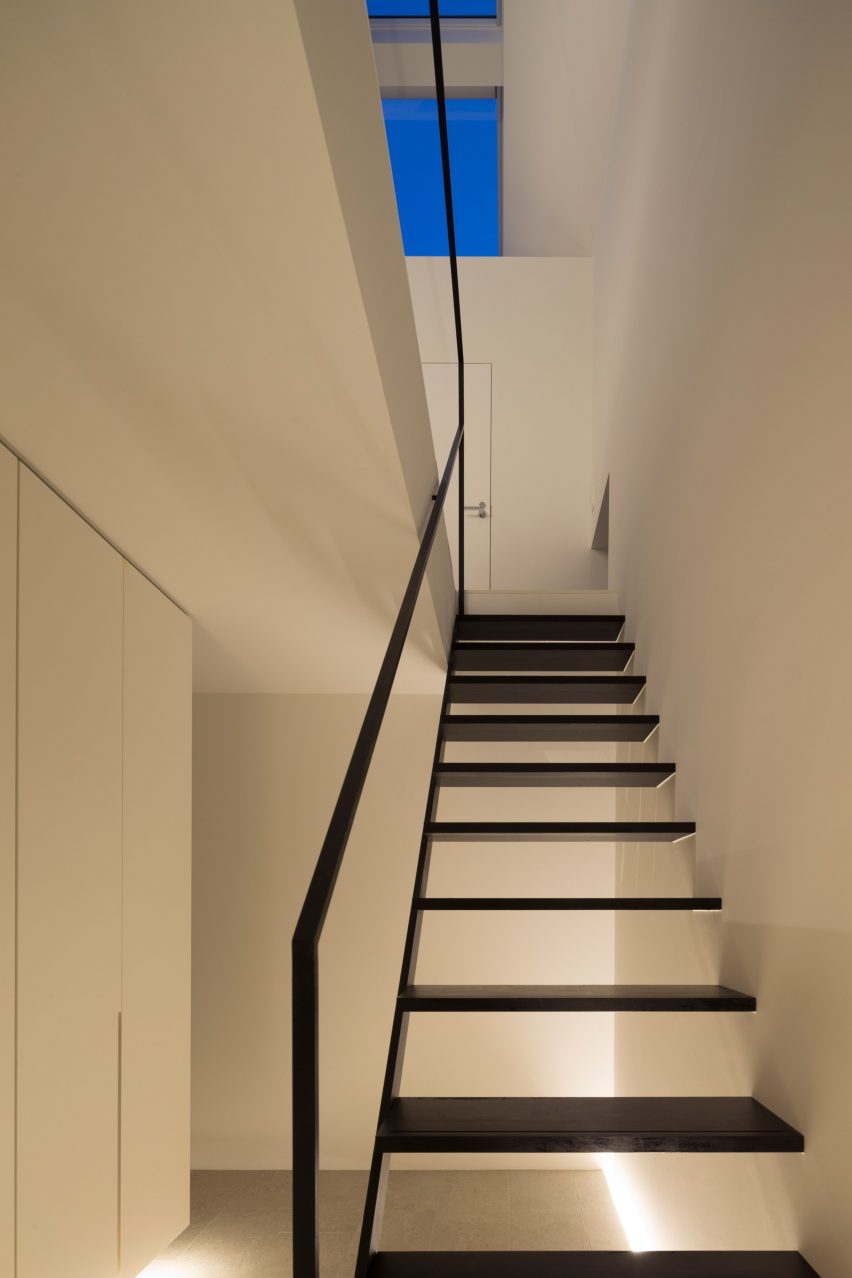 Jewel by Apollo Architects & Associates
