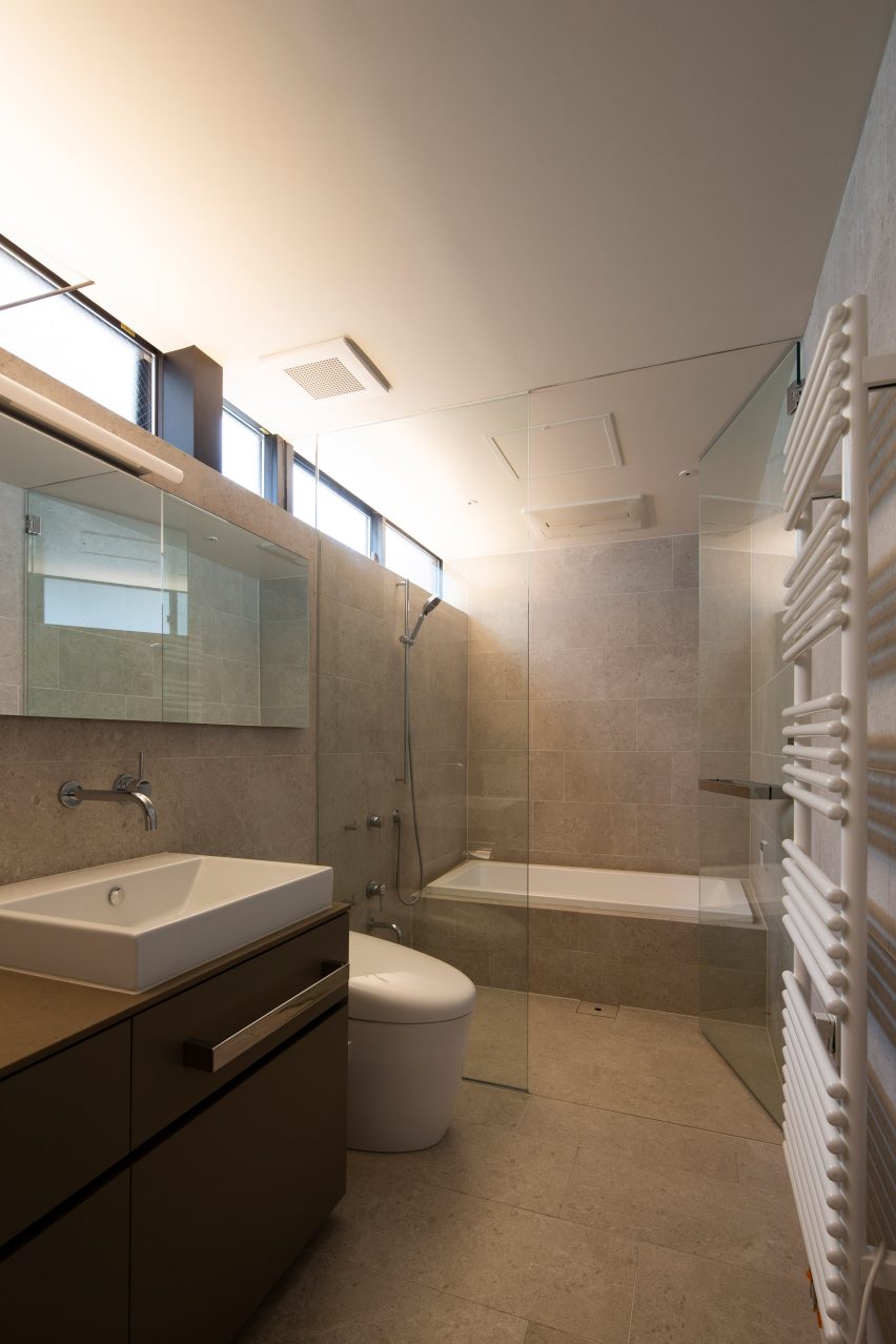Jewel by Apollo Architects & Associates