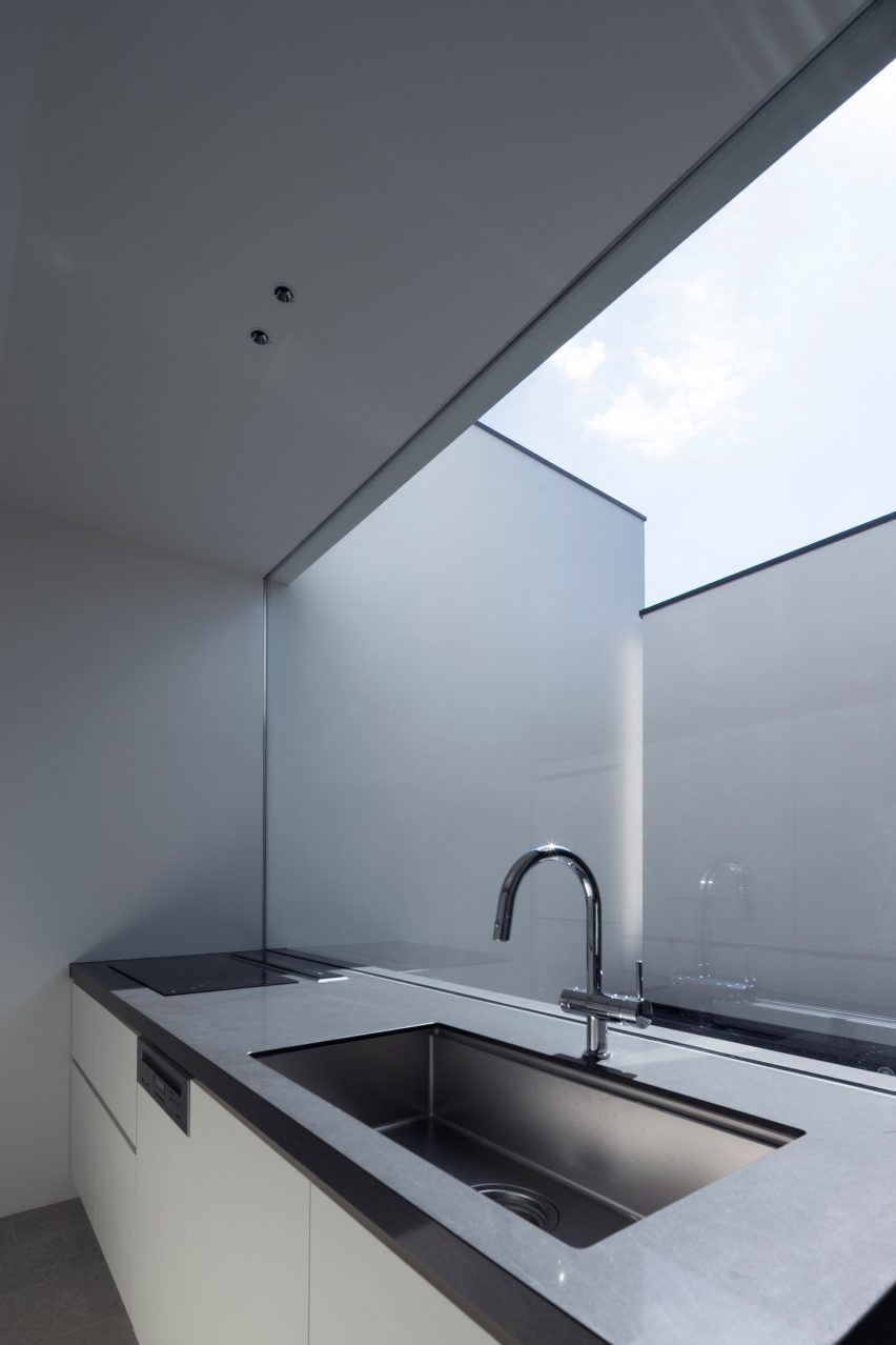 Jewel by Apollo Architects & Associates