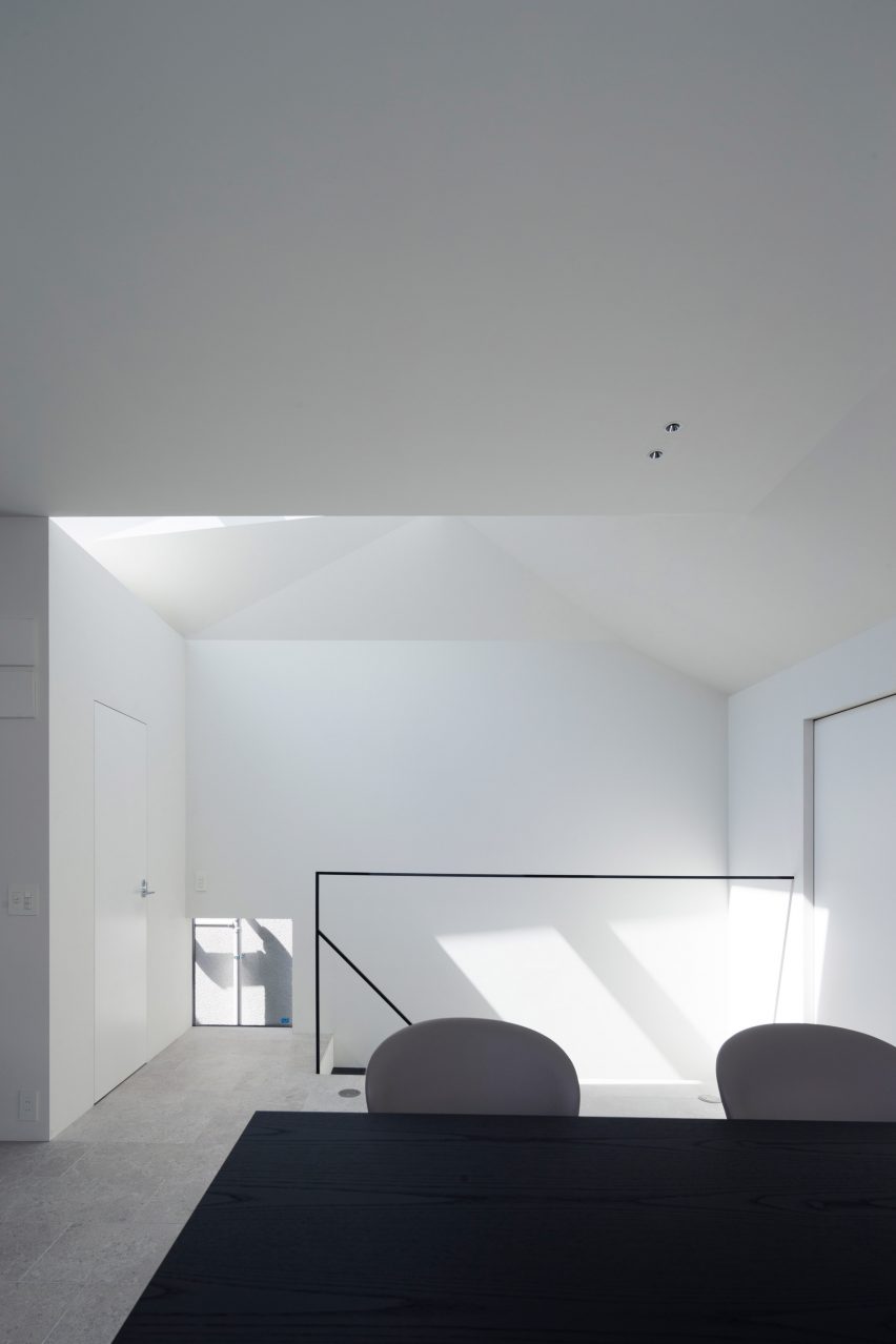 Jewel by Apollo Architects & Associates