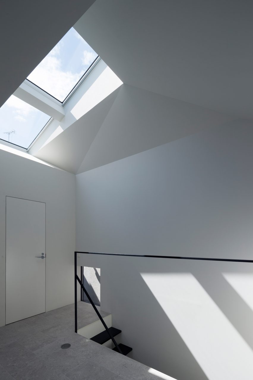 Jewel by Apollo Architects & Associates