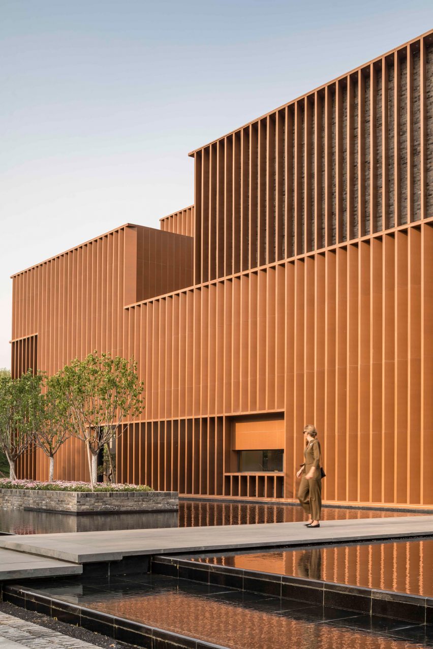 Junshan Cultural Center by Neri&Hu