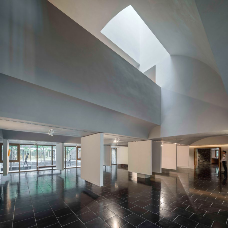 Junshan Cultural Center by Neri&Hu