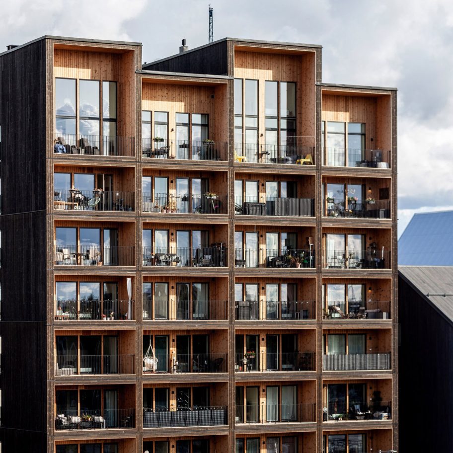 This week, we saw Sweden's tallest timber building and Foster + Partners' co-living apartments