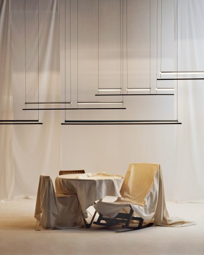 Antoni Arola lights pendant lamp with single LED strip for Santa & Cole
