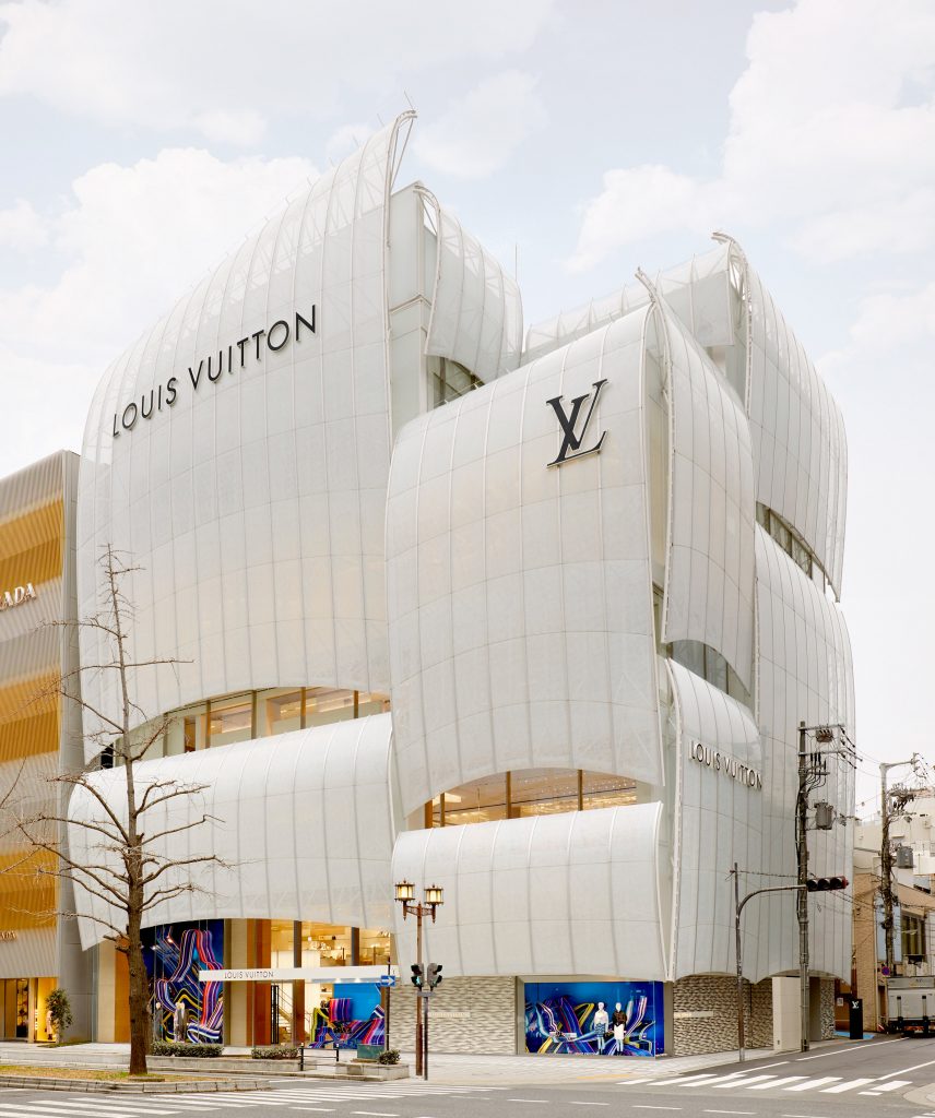Louis Vuitton's flagship Osaka store by Jun Aoki and Peter Marino